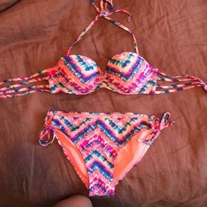 Arizona size small swim suit top and medium bottom